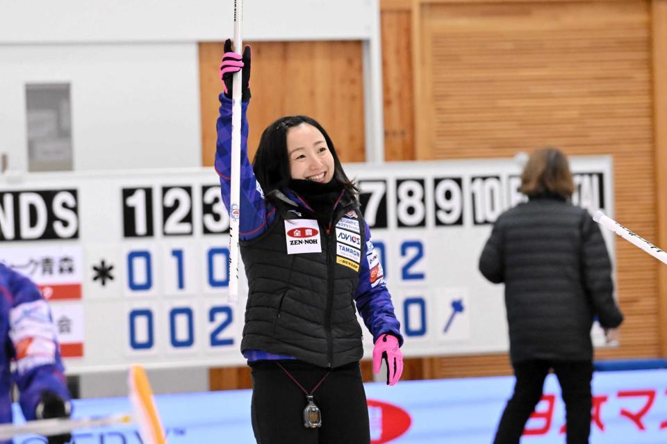 　３１歳の誕生日に１日２連勝を飾ったロコ・ソラーレの藤沢五月　（Ｃ）ＪＣＡ　ＩＤＥ