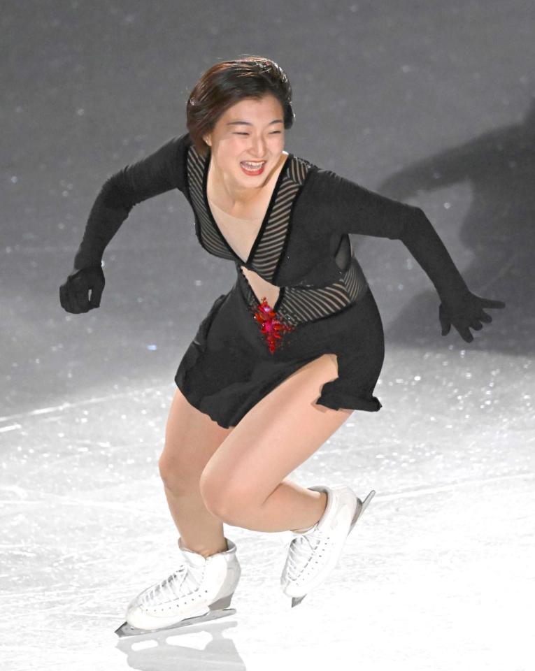 　笑顔を見せる坂本花織