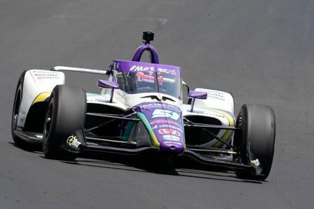 インディで佐藤は２５位米国伝統の自動車レース