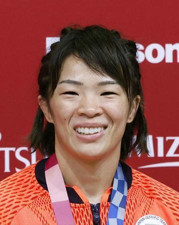 川井梨紗子、パリ五輪視野にレスリング五輪V2、5月出産