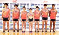 　日本代表選手会見」　新ユニホームを着て、写真に納まる（左から）橋岡優輝、泉谷駿介、広中璃梨佳、田中希実、三浦龍司、黒川和樹、村竹ラシッド＝代表撮影