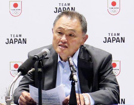 　定例の記者会見をするＪＯＣの山下泰裕会長＝１４日、東京都内