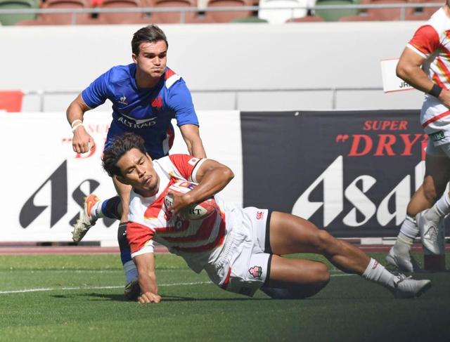 ラグビー日本代表、金星なるか　前半で山中亮平２トライ　１５－７のリードで後半へ