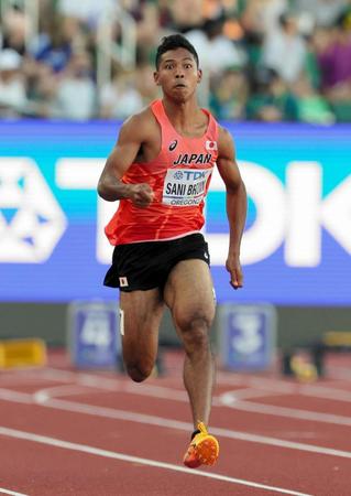 　男子１００メートル予選を通過したサニブラウン・ハキーム（代表撮影）