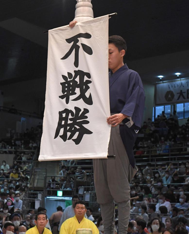 　御嶽海の休場で、豊昇龍が不戦勝となる（撮影・北村雅宏）
