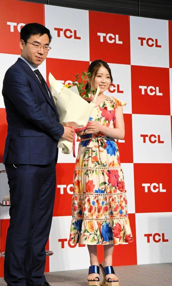 　ＴＣＬのアンバサダーとしてイベントに参加した紀平梨花（右）