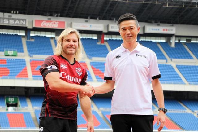 リーグワン横浜に新加入のデクラークが入団会見「将来の日本ラグビーのためにも」１９年Ｗ杯Ｖ戦士