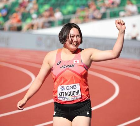 　１回目の投てきで決勝進出を決めた北口榛花（代表撮影）