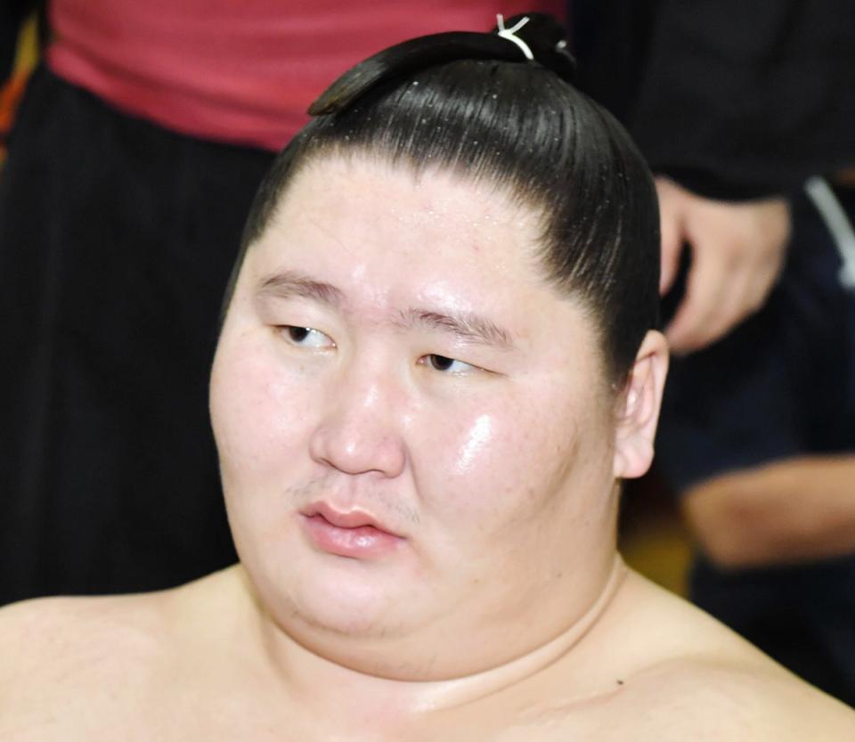 V争いの逸ノ城が3度目殊勲賞 新入幕錦富士は千秋楽に勝てば敢闘賞/スポーツ/デイリースポーツ online