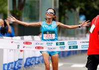 　２時間29分52秒で優勝した山口遥