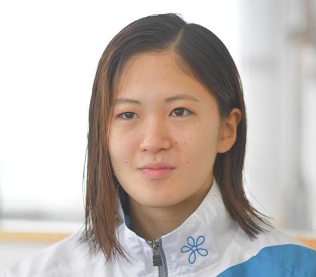 女子２００メートル個人メドレーで６位になった谷川亜華葉