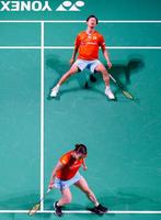 　タイのペアに敗れた渡辺（上）、東野組