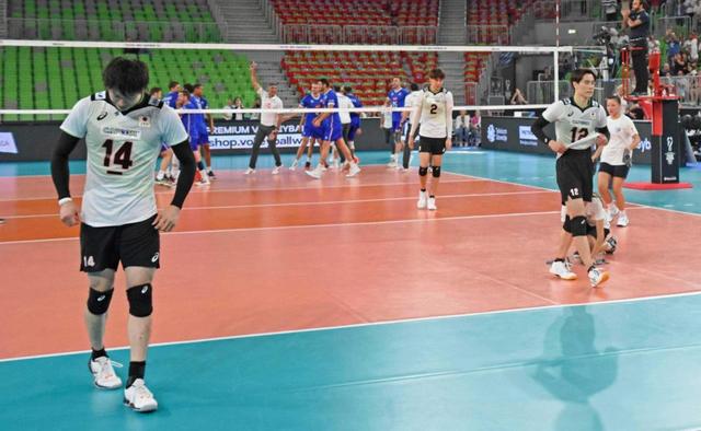 日本男子バレー　金星＆８強スルリ　五輪王者の仏に惜敗　石川「悔しいしかない」