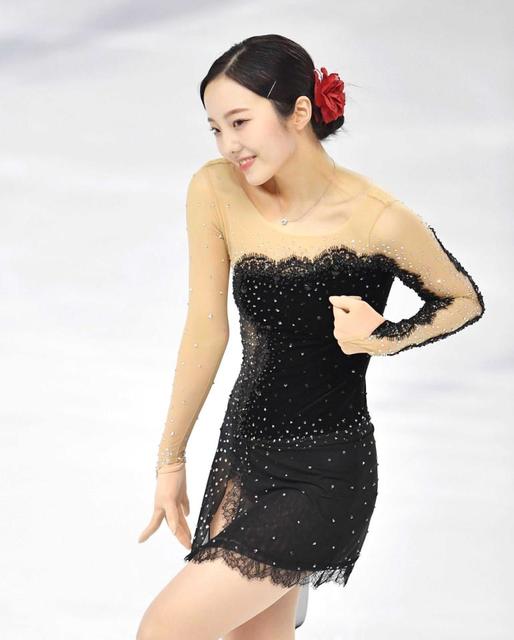 本田真凜がフリー進出　黒のドレス風衣装で充実演技「久々に試合が楽しみ」