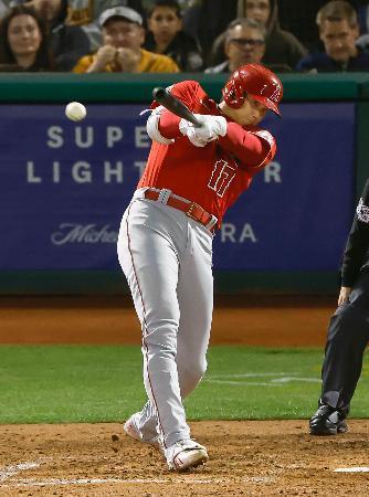 大谷、１８試合連続安打鈴木は無安打