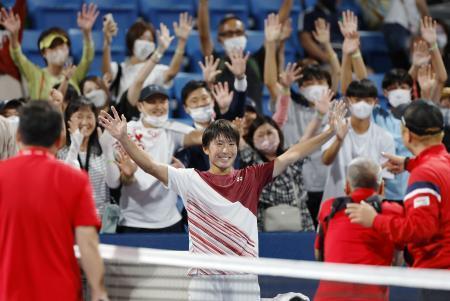 男子テニス、野口と守屋２回戦へ楽天ジャパン・オープン第２日