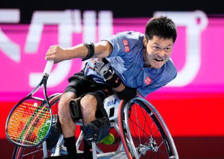 楽天テニス、車いす単で国枝優勝第２シードの小田に競り勝ち