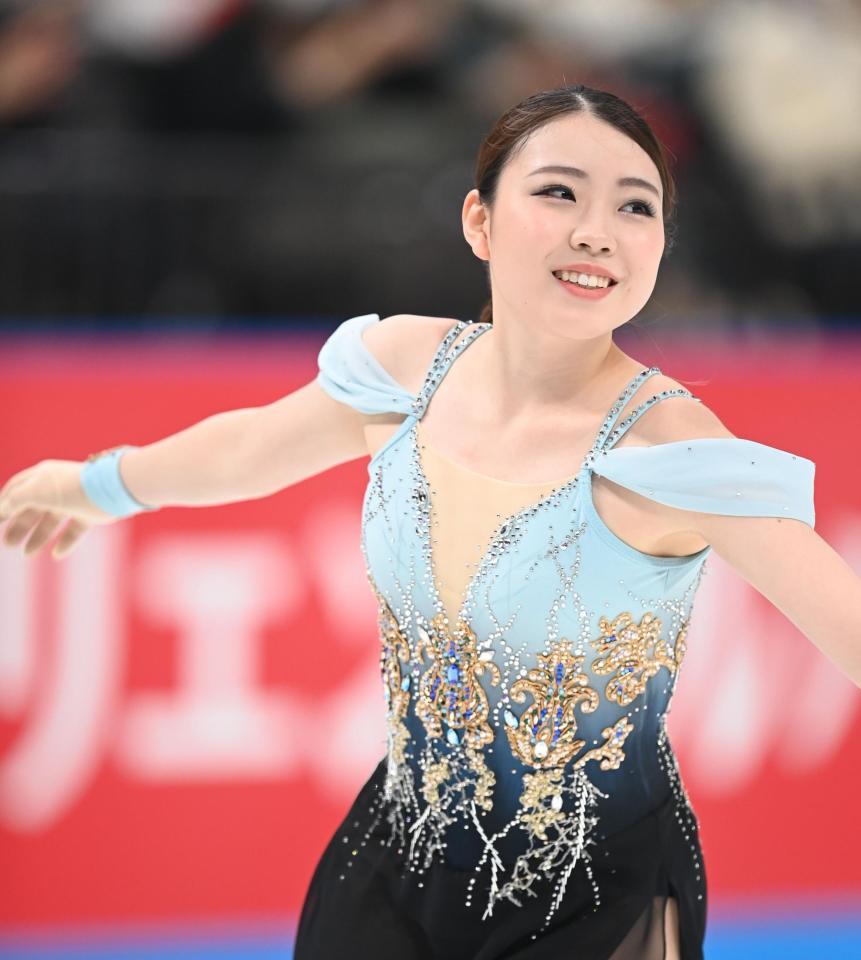 　笑顔でフリーの演技をする紀平梨花（撮影・高石航平）