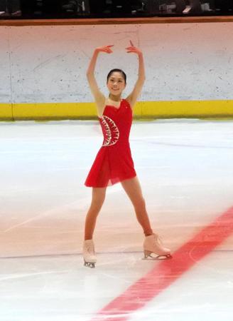 　ＳＰを笑顔で終えた見せた吉田陽菜