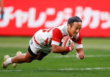 　日本-ニュージーランド　前半、トライを決める流＝国立競技場