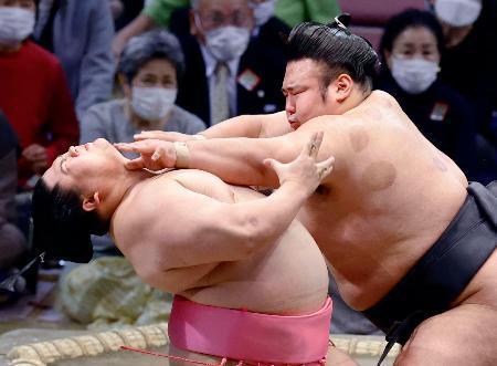 両大関ともに白星、御嶽海２敗目１敗は豊昇龍、高安ら４人