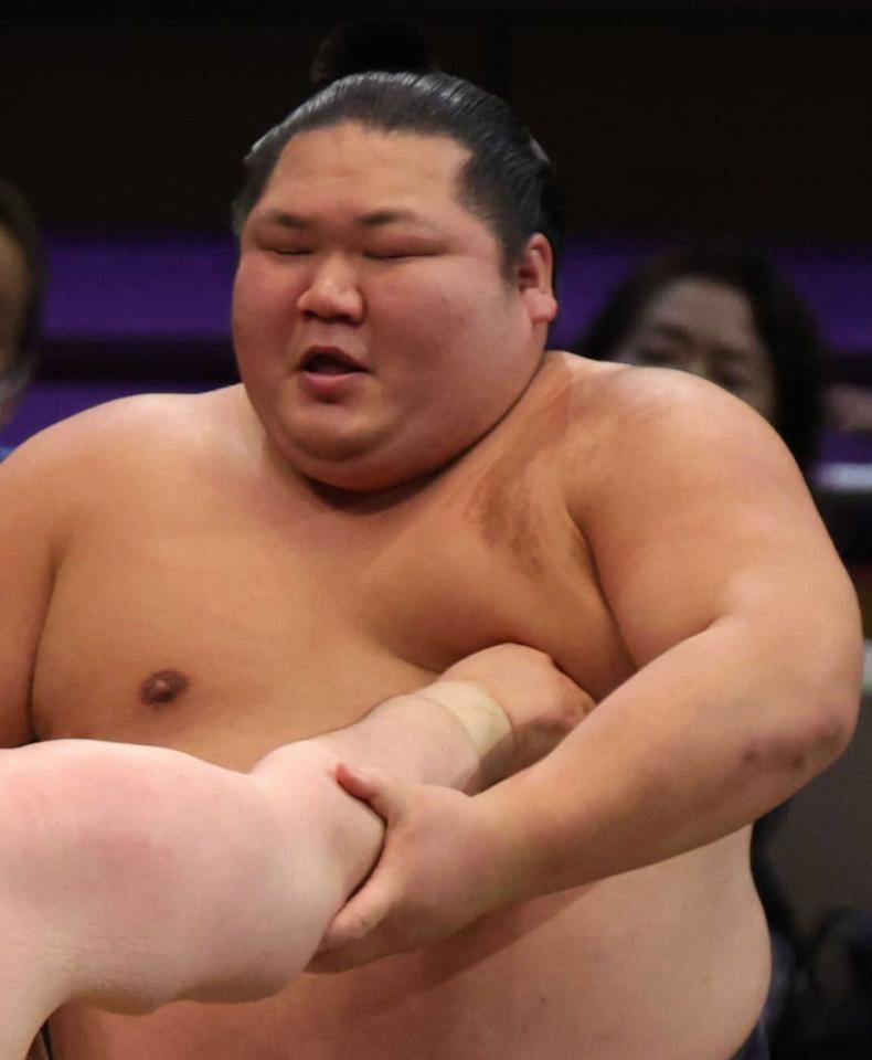 　引退届を提出した千代大龍