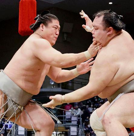 若隆景が単独で年間最多勝５７勝目、全６場所勝ち越し