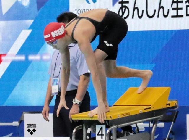 競泳・１５歳成田実生が１位通過　４００個人メドレー