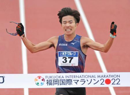 秋山が日本勢最高の７位福岡国際マラソン２０２２