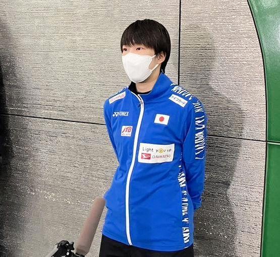 バドミントン・山口茜 今年の漢字は「満」 ツアーファイナル制覇から帰国