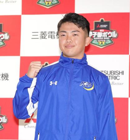 　甲子園ボウルを前に自信の表情を見せた関学大１年生ＱＢ星野秀太（撮影・和田康志）