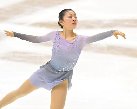 　熱演する千葉百音（撮影・高部洋祐）