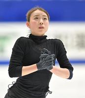 　本番に向け調整する紀平梨花（撮影・高部洋祐）