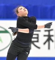 　本番に向け調整する紀平梨花（撮影・高部洋祐）