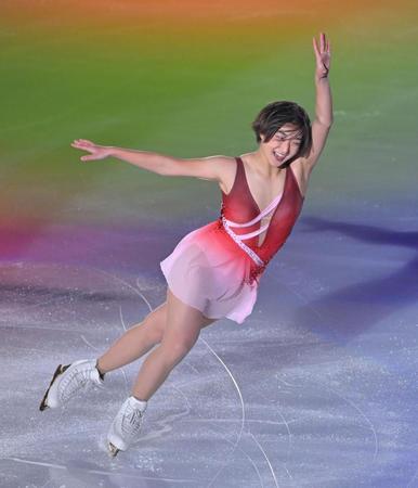 　演技する坂本花織（撮影・山口登）