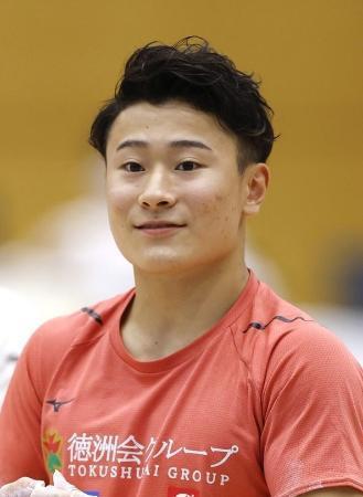 体操、北園は難度上げ「代表に」徳洲会が新年初練習