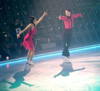 　華麗な演技を見せる村元哉中・高橋大輔組（撮影・西岡正）