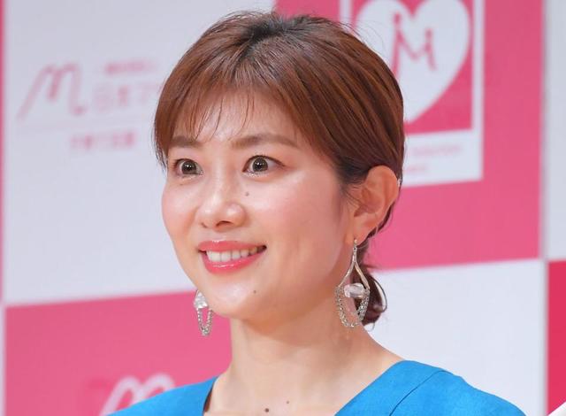 【写真】純白ドレス姿で子どもたちと一緒に家族ショット　素敵すぎる