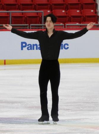 　男子ＳＰの演技を終えた山本草太