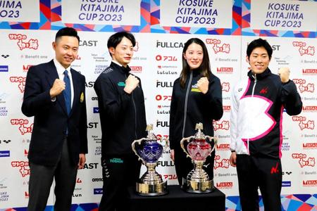 　（左から）北島康介氏、入江陵介、大橋悠依、本多灯