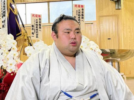 　リモートで優勝一夜明け会見を行った貴景勝（日本相撲協会提供）