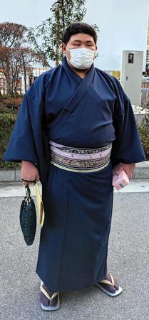 相撲教習所の入所式を終えた落合