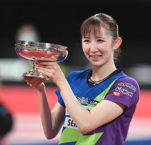 早田ひな 努力で勝ち取った3冠に涙「私自身天才ではないので」決勝