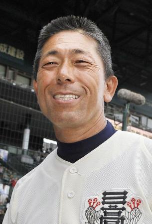 日大三高の小倉監督退任へ 夏の甲子園2度優勝