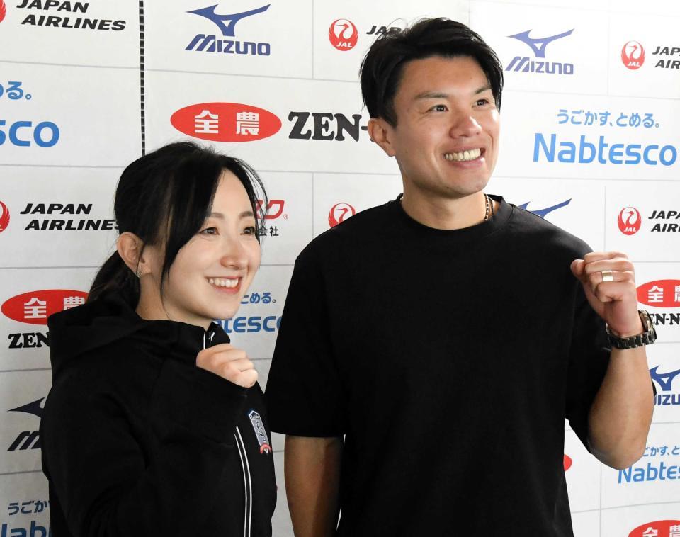 　藤沢五月（左）と山口剛史