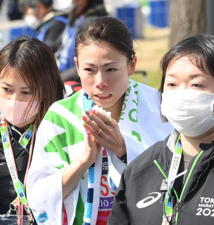 　走り終えて悔しそうな表情を見せる松田瑞生（撮影・堀内翔）