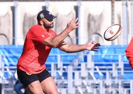 　ミニゲームで汗を流すリーチ