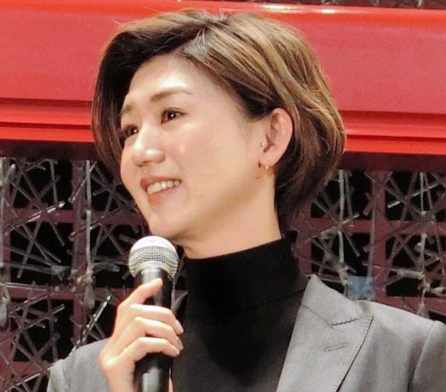 藤井直伸さん死去　妻・美弥さんの親友、栗原恵さんは生番組で涙「つらいんですけど…全力で支えたい」