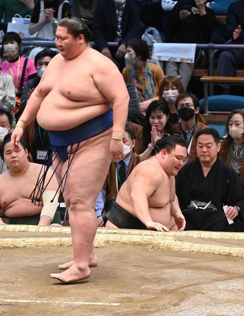 逸ノ城　朝乃山との幕内Ｖ経験者対決制して４連勝「体はしっかり動いている」