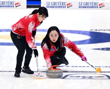 日本はイタリアに敗れる カーリング女子世界選手権